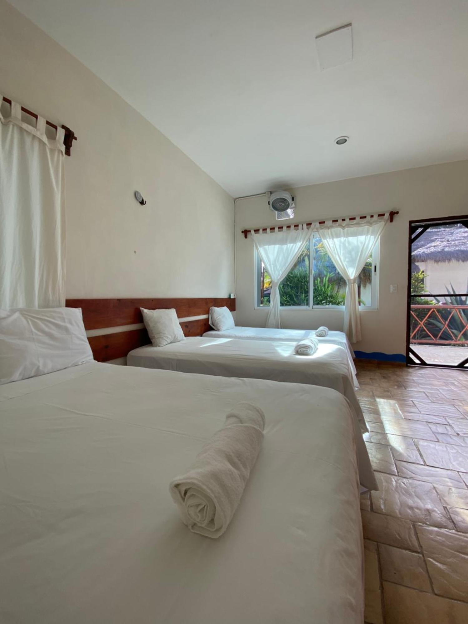 Ikarus Costa Mujeres Eco Lodge Sunset View Канкун Екстер'єр фото